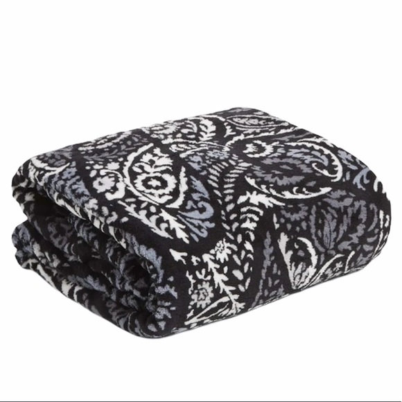 Vera Bradley Paisley Noir Throw Blanket Black White 80x 50 - Picture 7 of 7